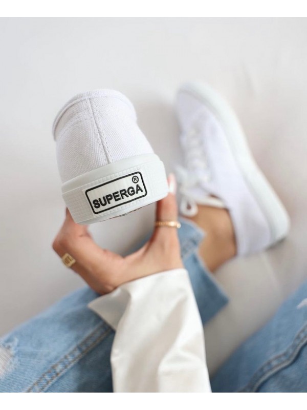 superga beyaz